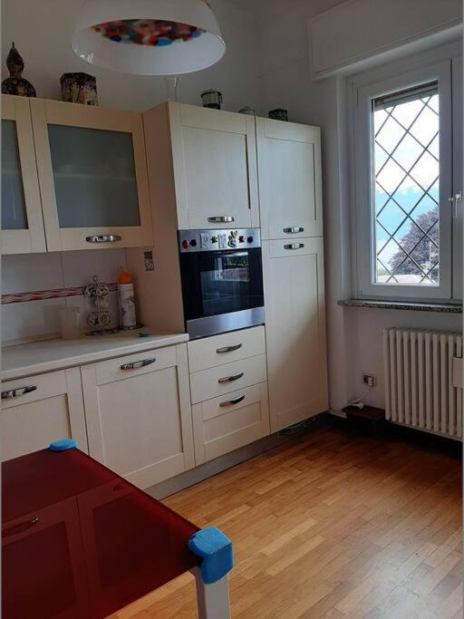 La Finestra Sul Lago - In Villa Con Vista E Posto Auto Coperto Stresa Exteriér fotografie